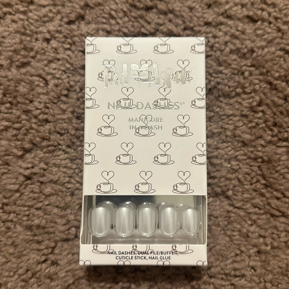 Red aspen nail dash